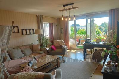 Appartement - 97 m² - 4 pièces