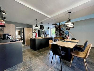 Maison - 124 m² - 6 pièces