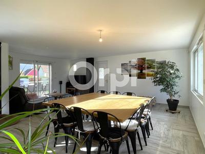 Maison - 128 m² - 5 pièces