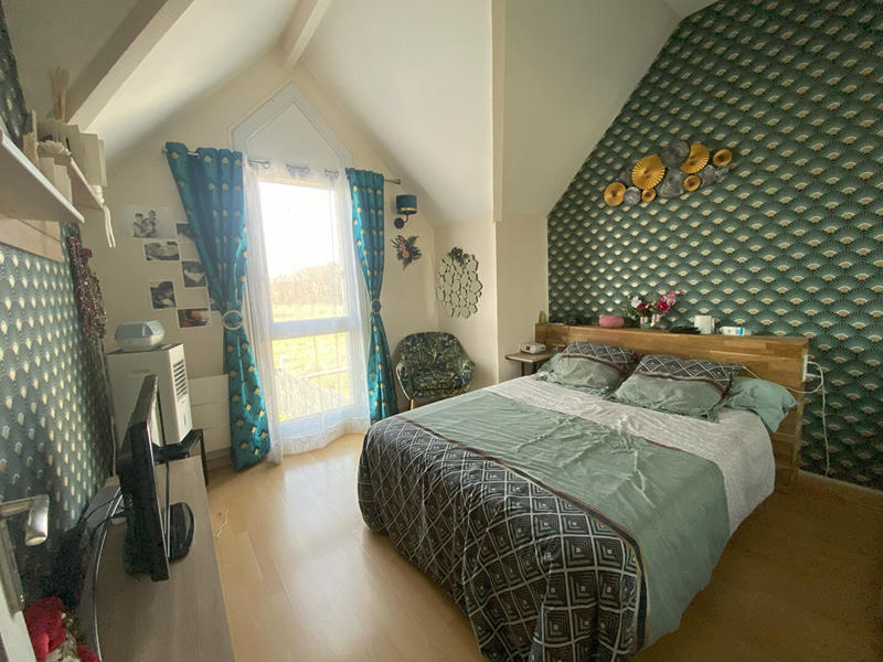 Maison - 85 m² - 5 pièces