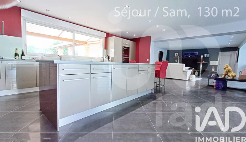 Maison de maîtres - 275 m² - 8 pièces