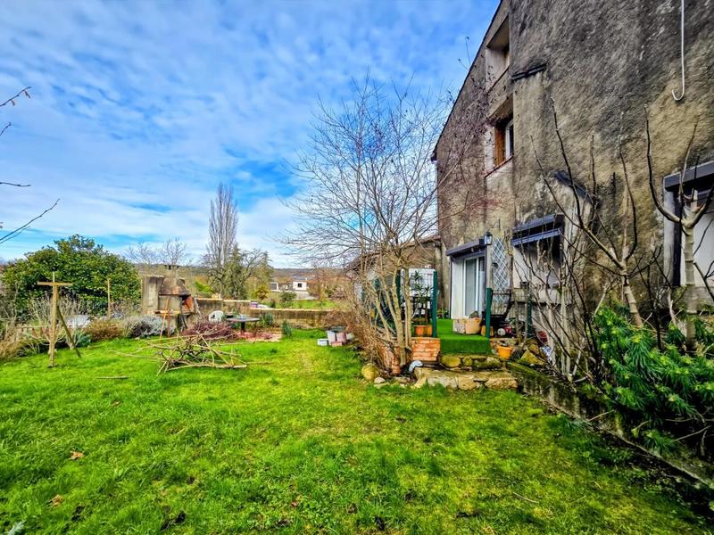 Maison - 142 m² - 7 pièces