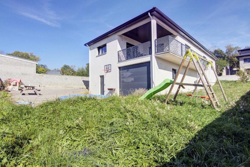 Maison - 135 m² - 5 pièces