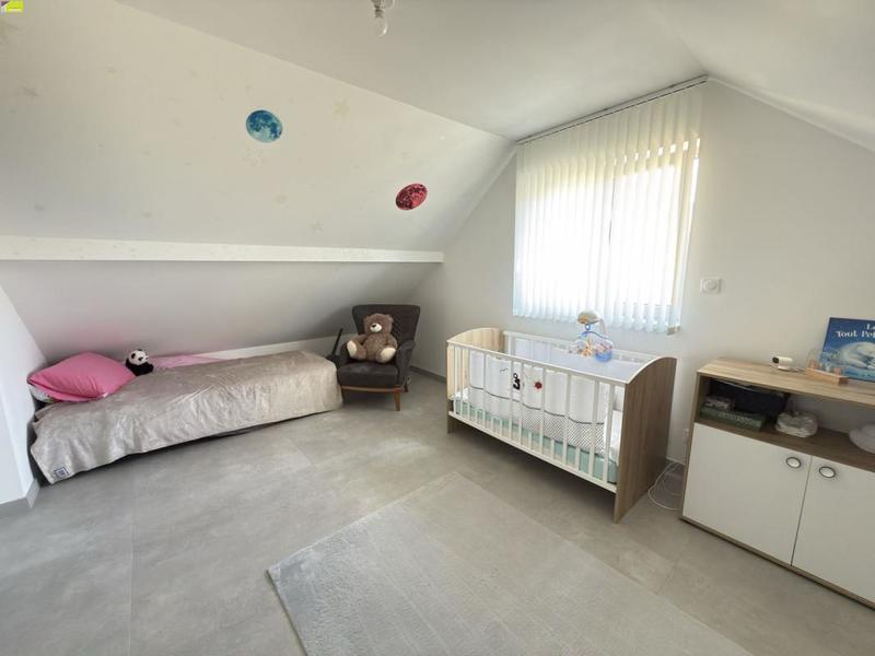 Maison traditionnelle - 109 m² - 4 pièces