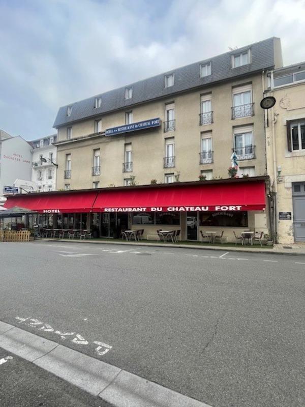 Fonds de commerce - 1 400 m²