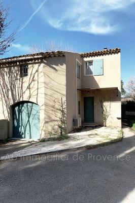 Maison - 94 m² - 4 pièces