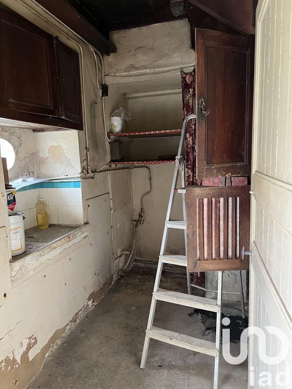 Maison - 215 m² - 3 pièces