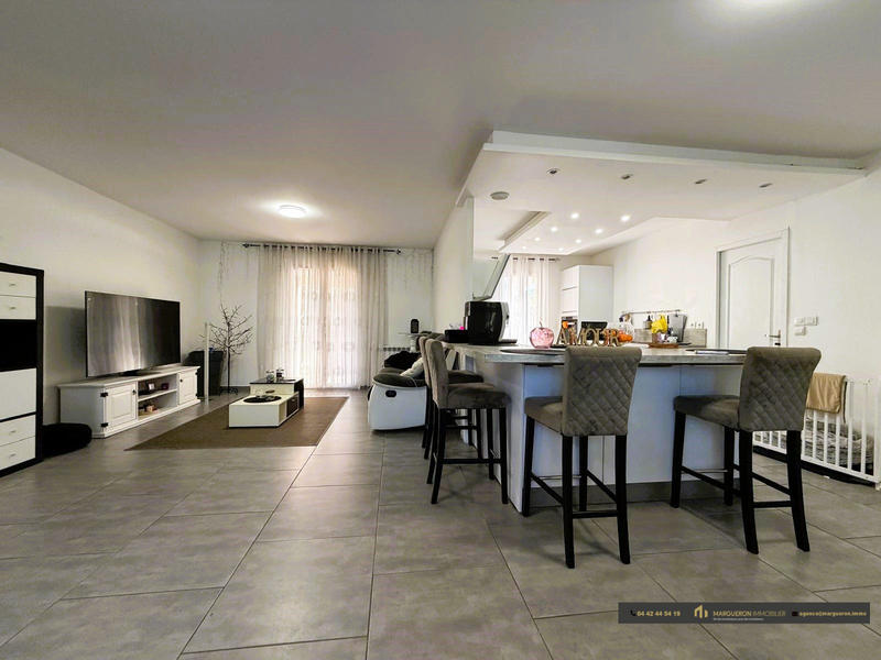 Maison - 101 m² - 4 pièces