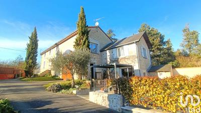 Maison - 180 m² - 4 pièces