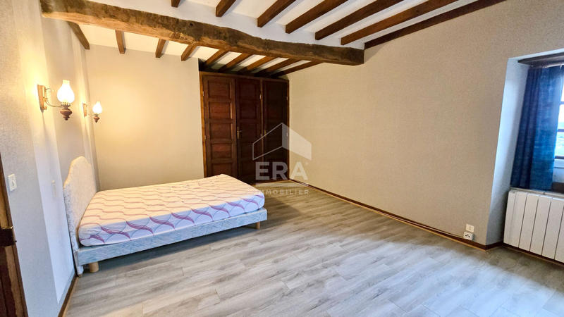 Maison - 414 m² - 9 pièces