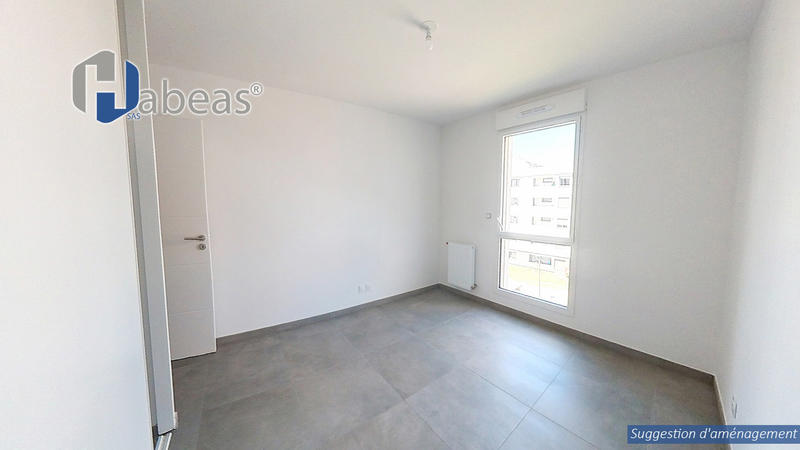 Appartement - 94 m² - 4 pièces