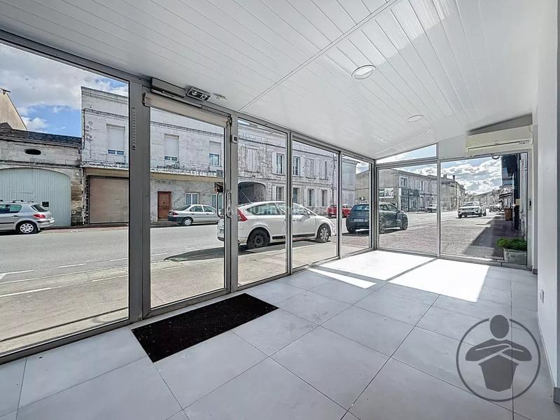 Immeuble - 315 m² - 10 pièces