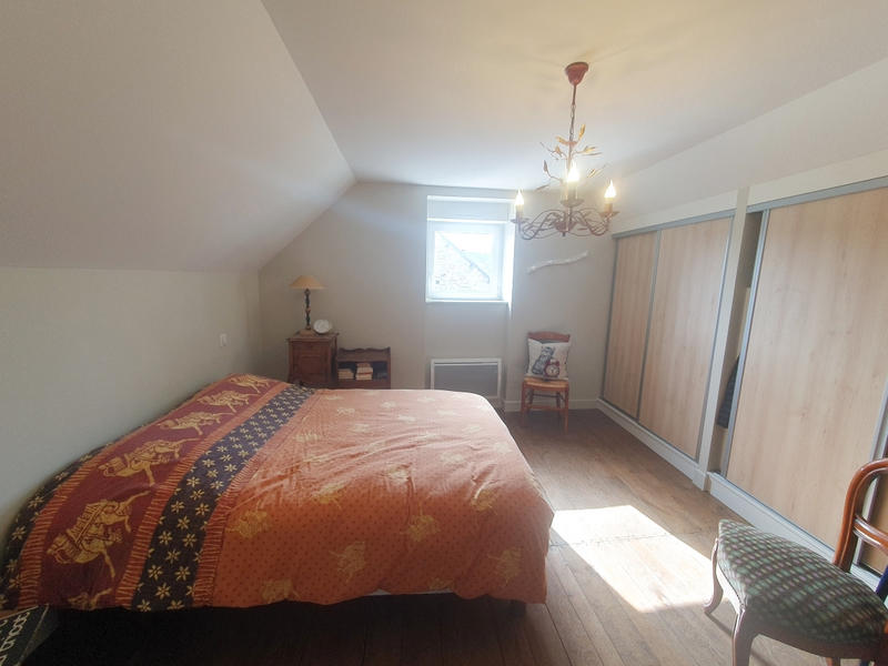 Maison de village - 90 m² - 5 pièces