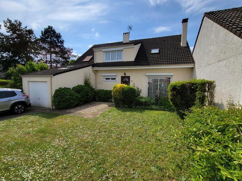 Maison - 143 m² - 2 pièces