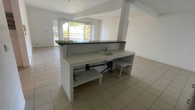 Appartement - 90 m² - 3 pièces