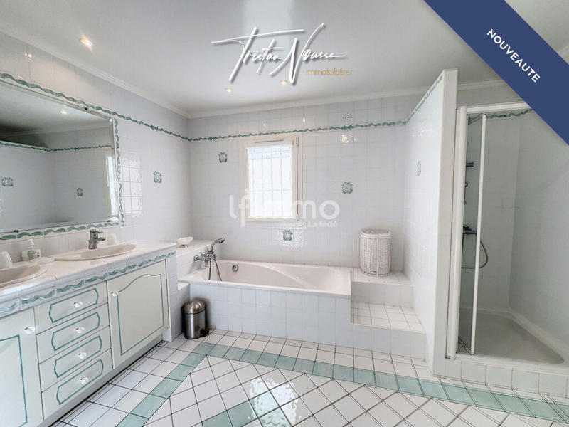 Mas - 260 m² - 7 pièces