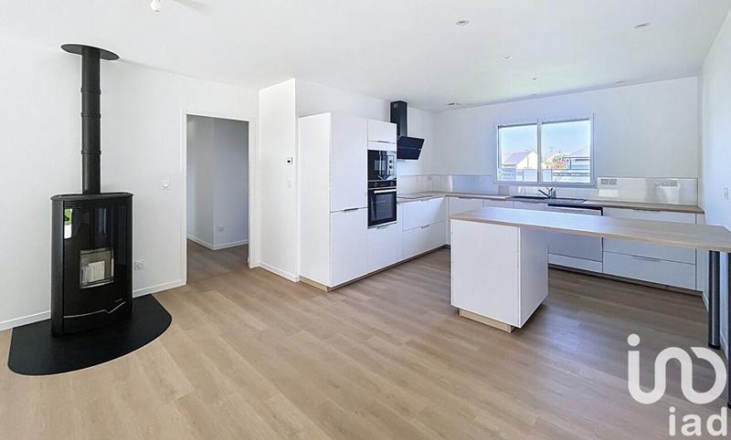 Maison - 105 m² - 4 pièces