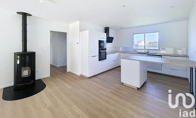 Maison - 105 m² - 4 pièces