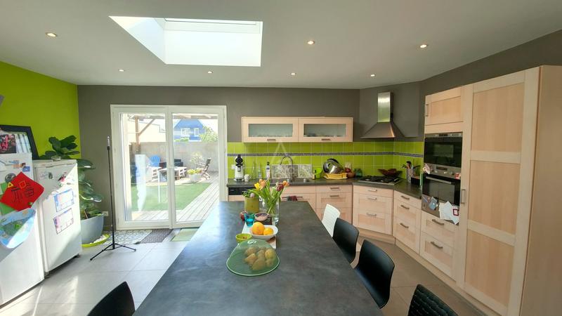 Maison - 143 m² - 7 pièces