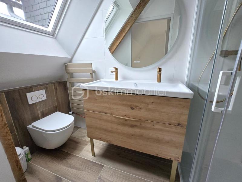 Maison - 95 m² - 5 pièces