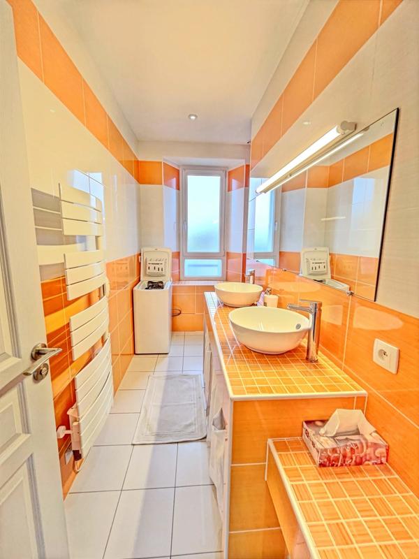 Appartement - 74 m² - 3 pièces