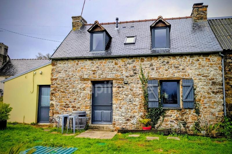 Maison en pierre - 60 m² - 2 pièces