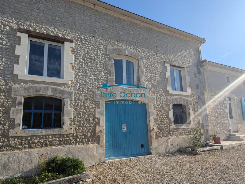 Villa - 500 m² - 10 pièces