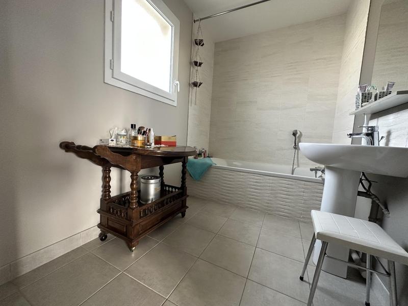 Maison - 87 m² - 4 pièces