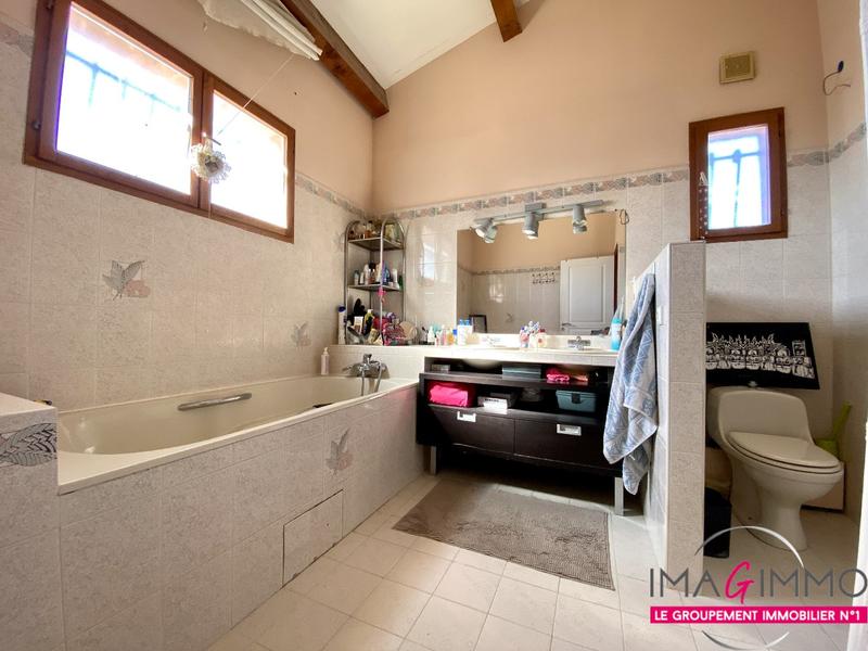 Villa - 163 m² - 5 pièces