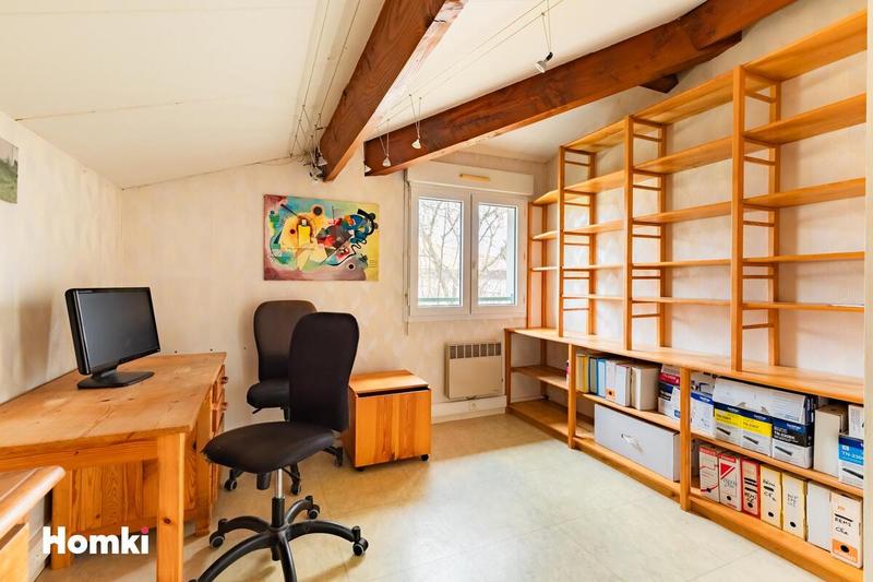 Maison - 98 m² - 5 pièces