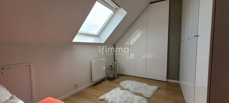 Maison - 177 m² - 8 pièces
