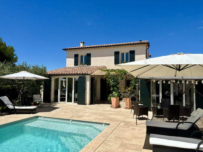 Villa - 190 m² - 7 pièces