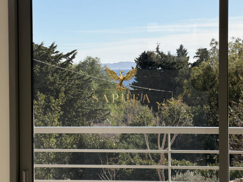 Villa - 144 m² - 5 pièces