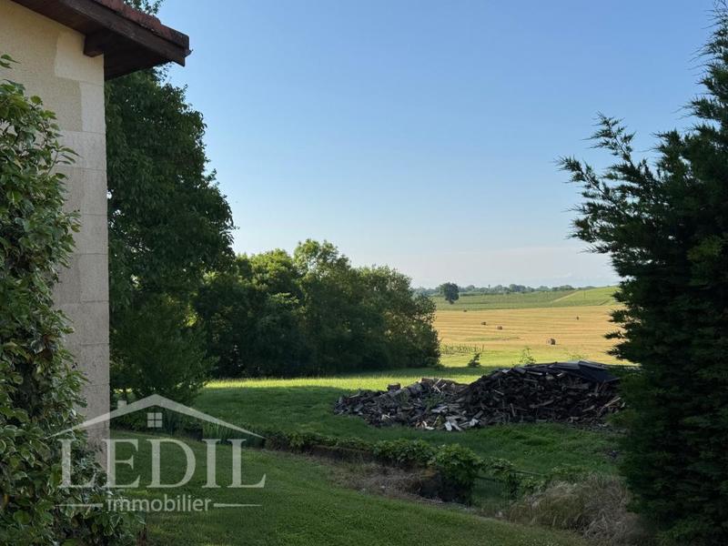 Demeure - 195 m² - 7 pièces