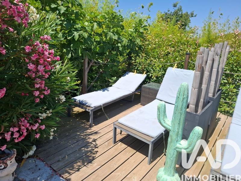 Maison - 270 m² - 9 pièces