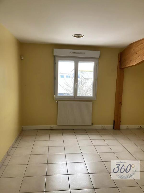 Local d'activités - 423 m²