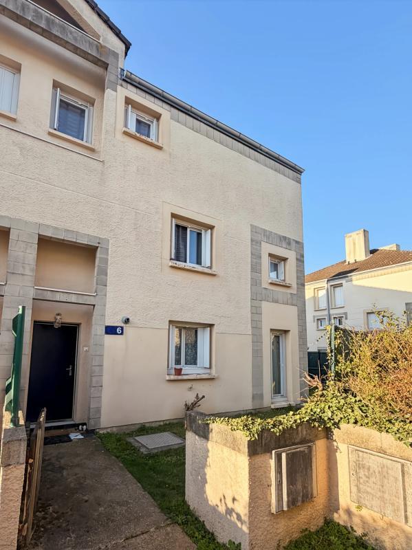 Maison - 114 m² - 5 pièces