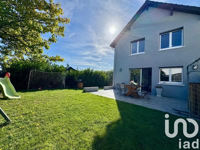 Maison - 121 m² - 5 pièces