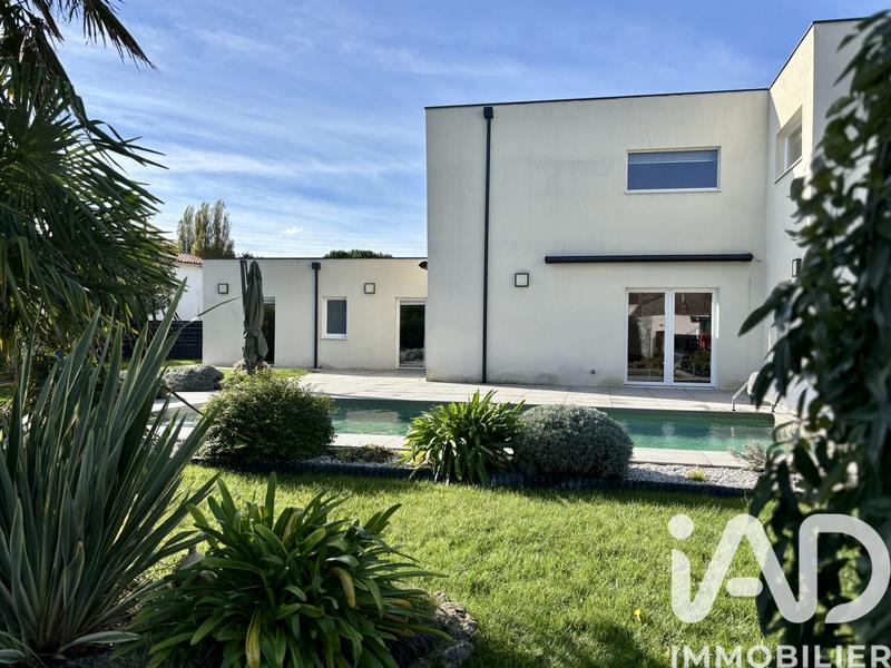 Maison - 172 m² - 6 pièces