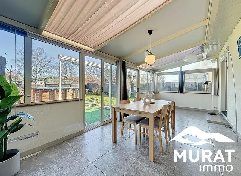 Maison - 90 m² - 4 pièces