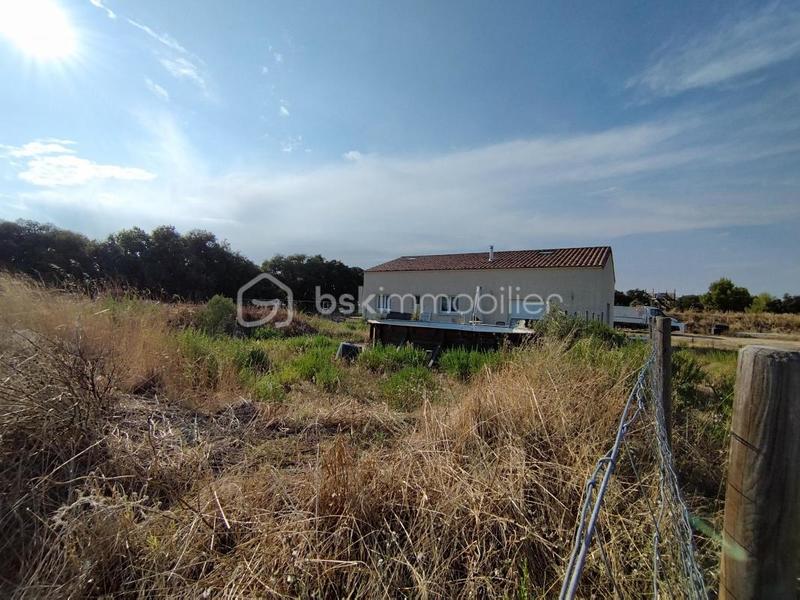 Propriété - 305 m² - 10 pièces