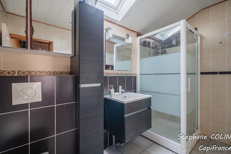 Maison - 183 m² - 8 pièces