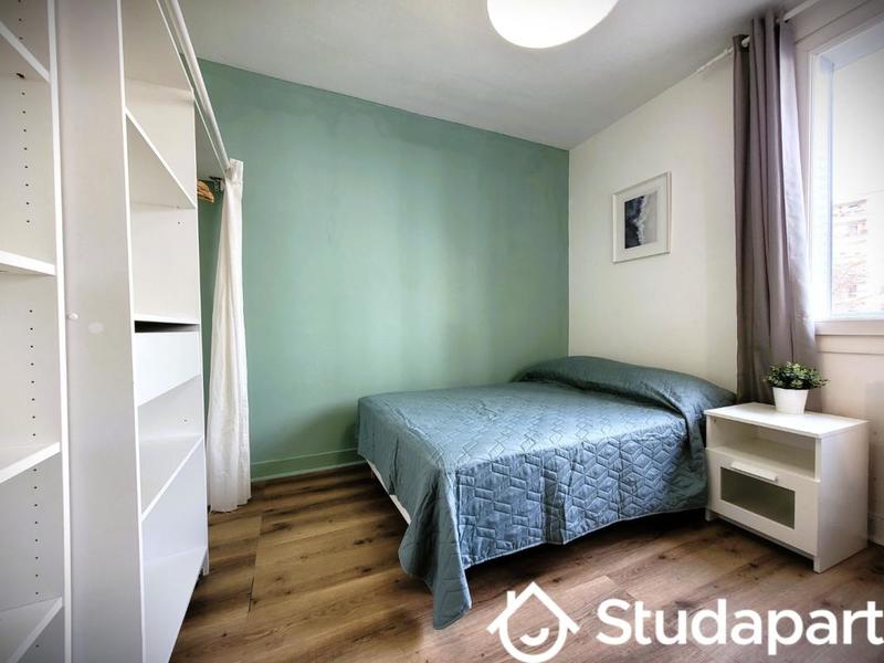 Chambre - 9 m² - 1 pièce