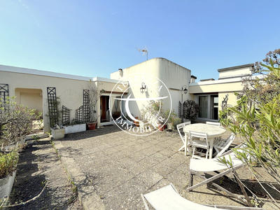 Appartement - 121 m² - 6 pièces