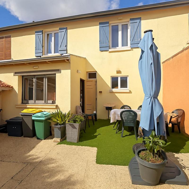 Maison - 120 m² - 6 pièces