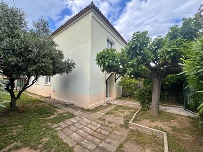 Villa - 200 m² - 10 pièces