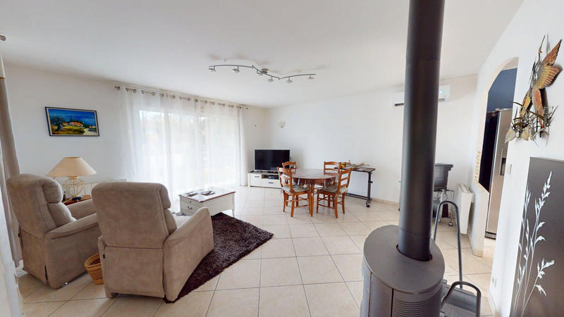 Maison - 96 m² - 3 pièces