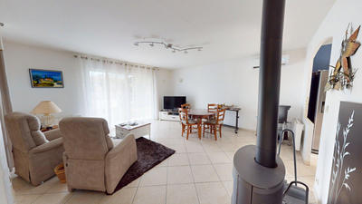 Maison - 96 m² - 3 pièces