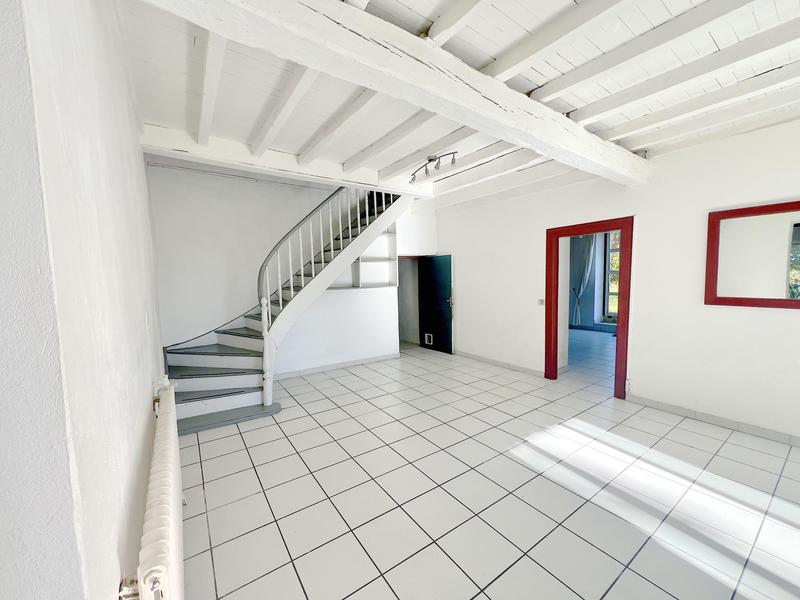 Maison de village - 250 m² - 9 pièces