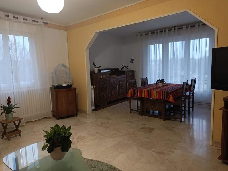 Maison - 110 m² - 5 pièces